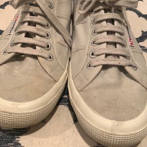 Superga grey tennis shoes